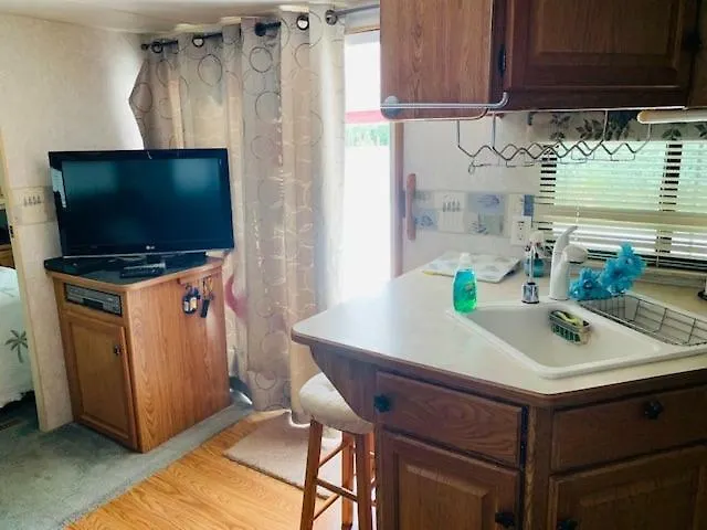 Calusa Campground Кемпинг *