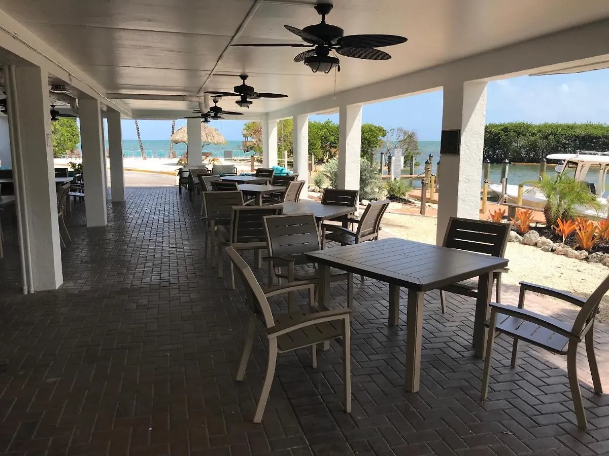 Holiday home Licensed Mgr - Modern Oceanfront - Ocean Views Condo! Bar And Beach Resort! Key Largo