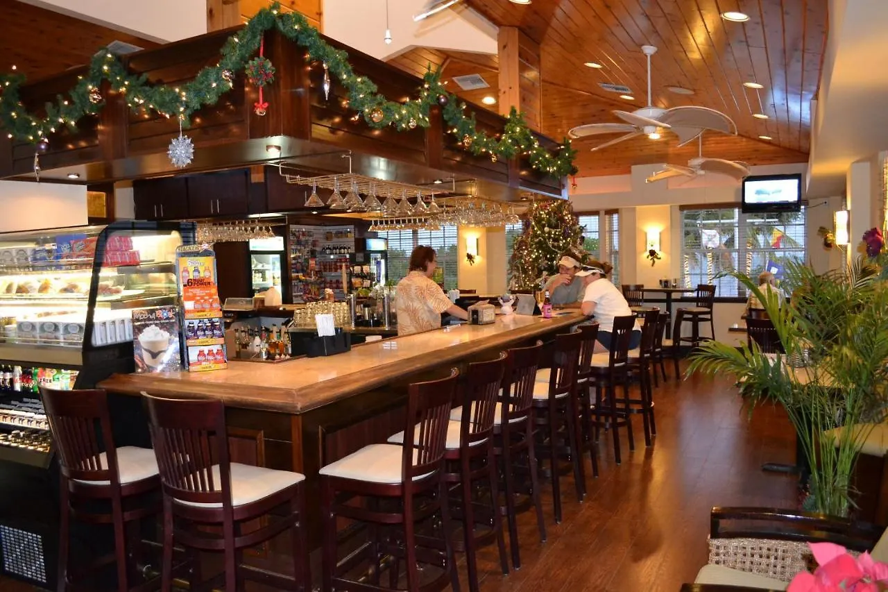 Licensed Mgr - Modern Oceanfront - Ocean Views Condo! Bar And Beach Resort! * Key Largo