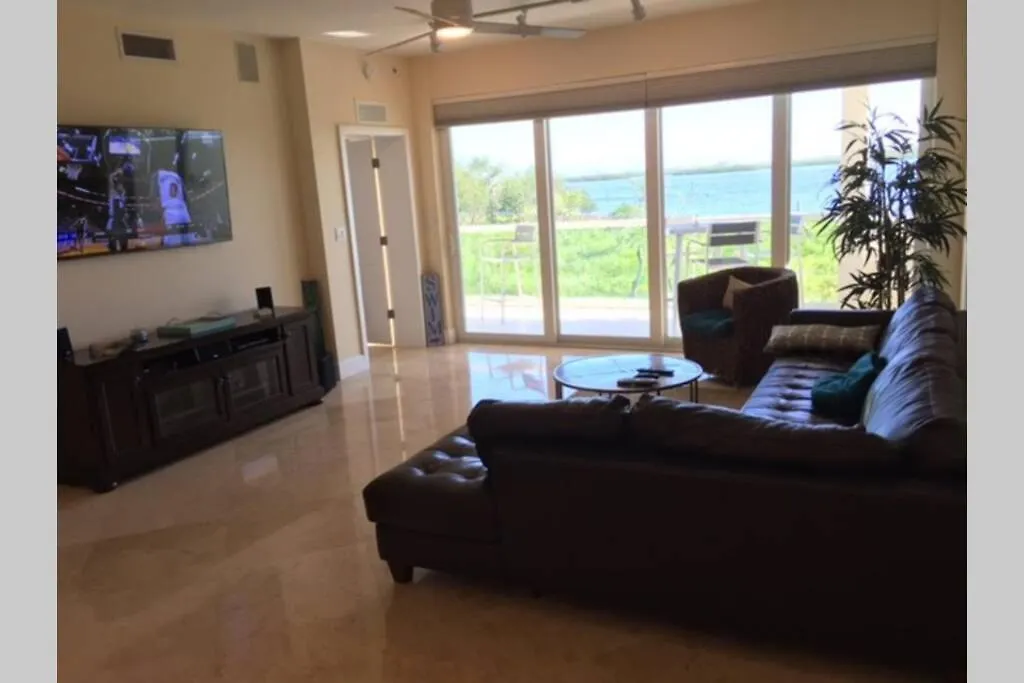 Licensed Mgr - Luxurious Oceanfront W/stunning Views - Upscale Oceanfront Resort! * Key Largo