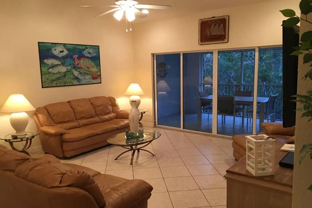 Holiday home Licensed Mgr - 4/3.5 Modern - Key Largo's Upscale Oceanfront Destination!