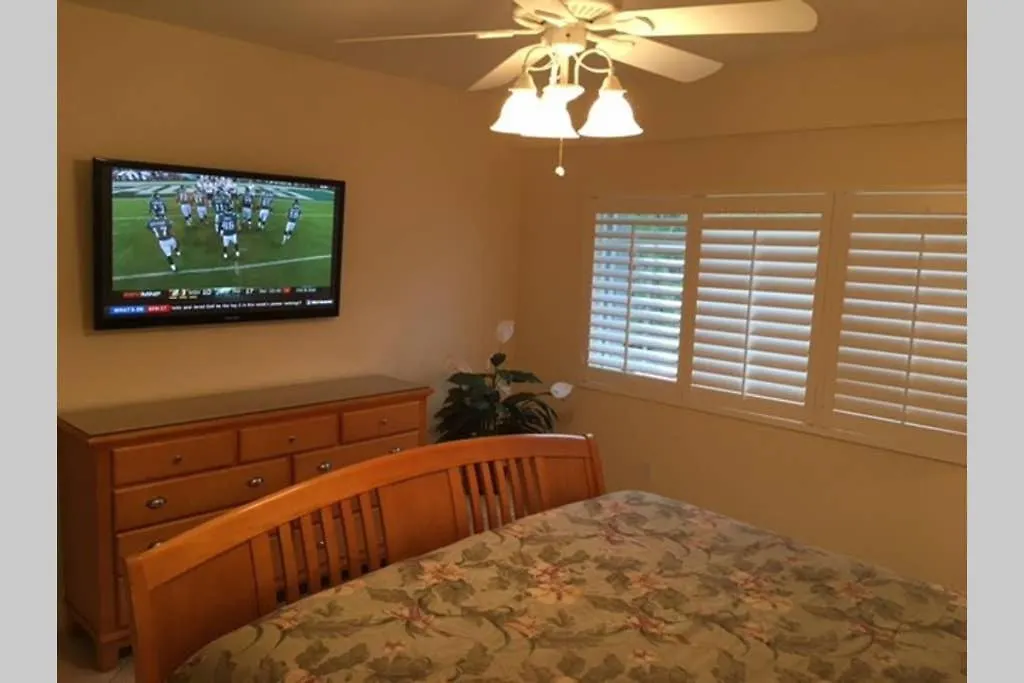 Licensed Mgr - 4/3.5 Modern - Key Largo's Upscale Oceanfront Destination! * Key Largo