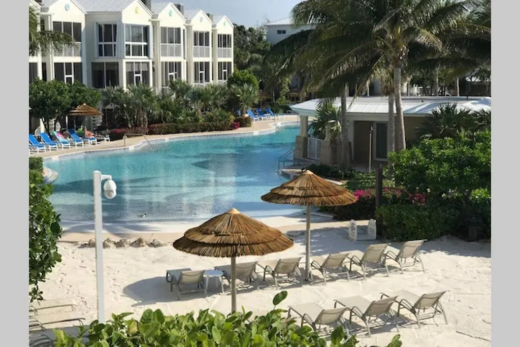 Licensed Mgr - 4/3.5 Modern - Key Largo's Upscale Oceanfront Destination! Key Largo