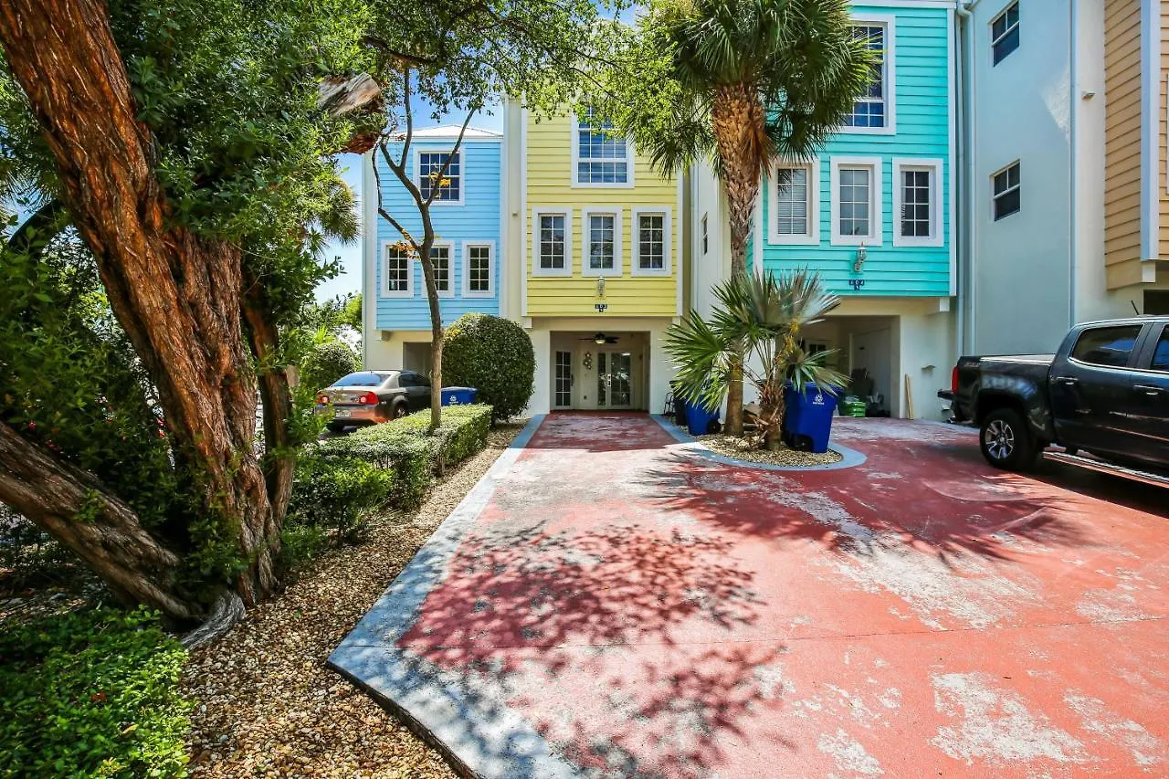 Mariner's Overseas Retreat Holiday home