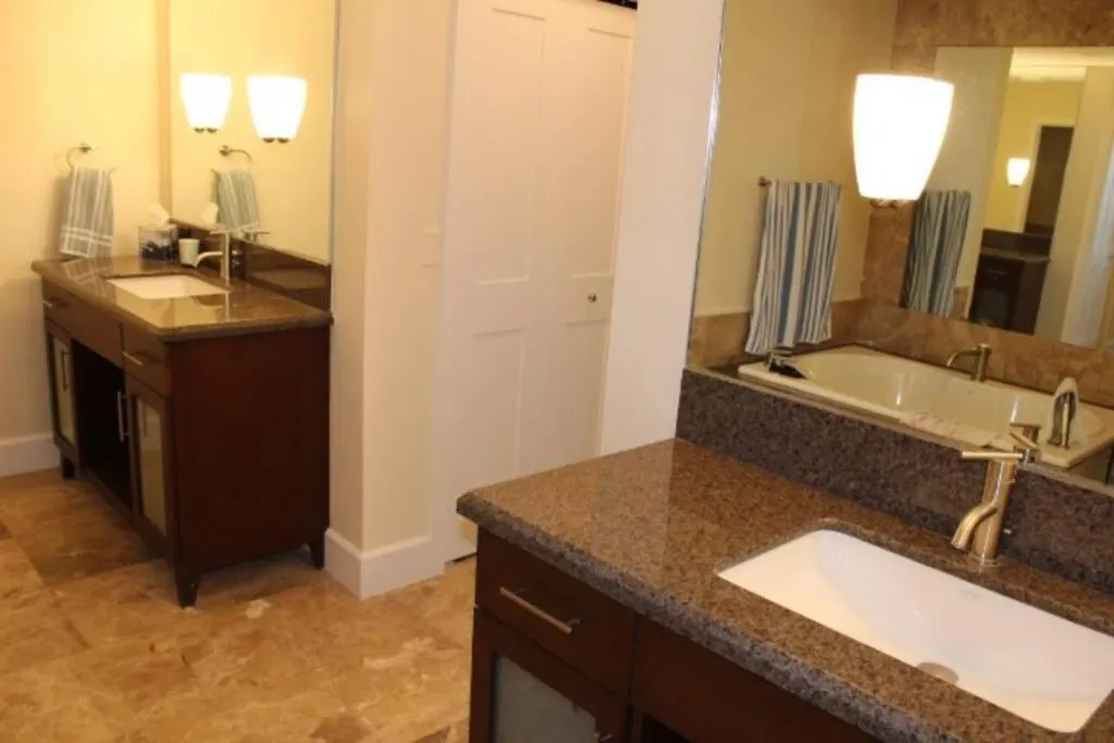 Licensed Mgr - Luxurious Oceanfront W/stunning Views - Upscale Oceanfront Resort! Holiday home Key Largo