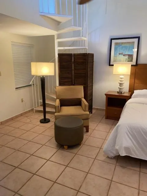 Hotel Bahia Bay