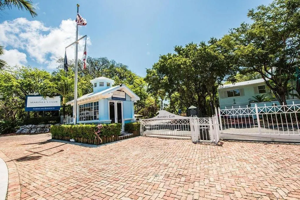 Holiday home Licensed Mgr - Luxury Vip Penthouse - Offers Panoramic Ocean Views!