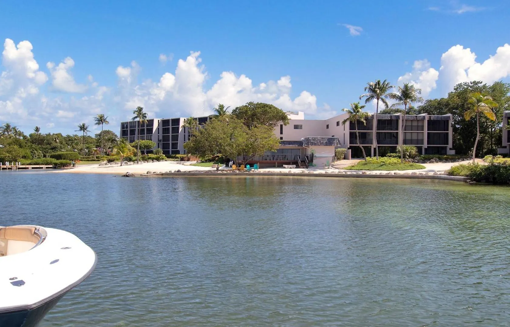 Lägenhet Bayfront Townhouse Located In The Lush Tropical Setting Of Rock Harbor Club, *