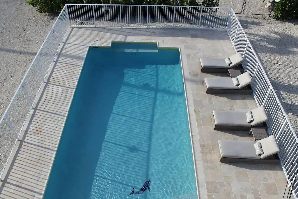 Ocean Shores 1 In With Pool & Boat Slip Апартаменты Ки Ларго