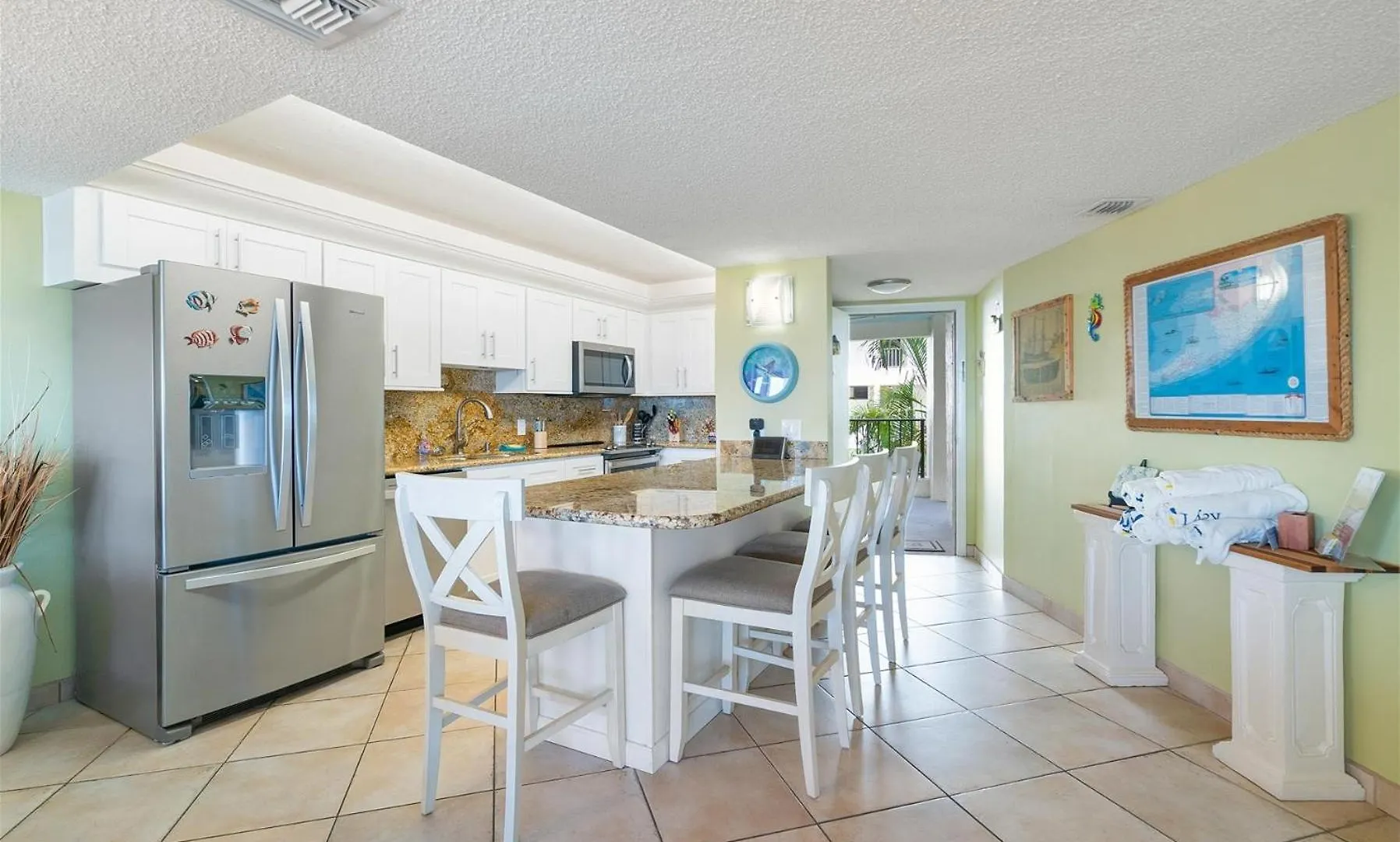 411 Kawama Tower Apartment