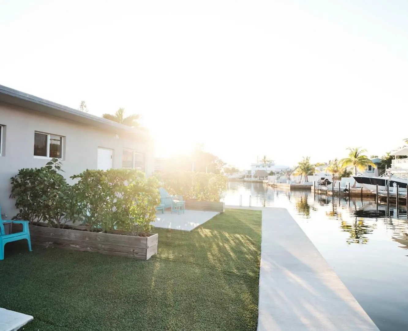 Apartment Waterfront 4 *