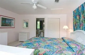 Amoray Dive Hotel Key Largo