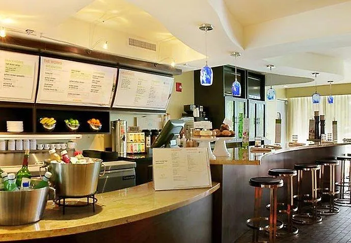 Hotel Courtyard By Marriott