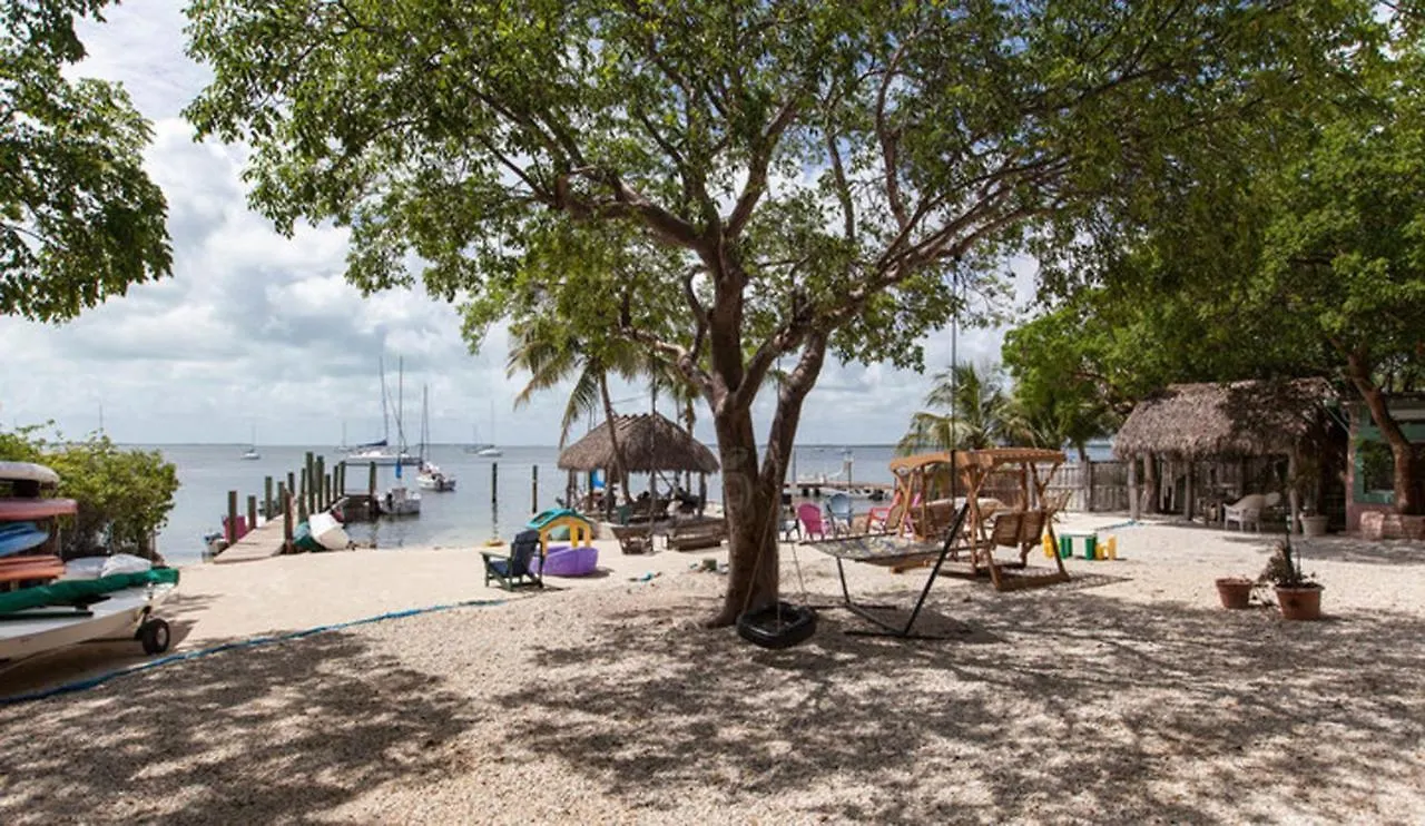 Key Largo Cottages 2*
