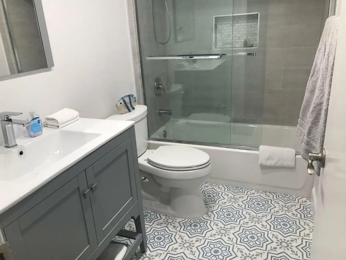 Licensed Mgr - Modern Oceanfront Condo! Beautiful Ocean Views! Resort! 2 King Beds! *